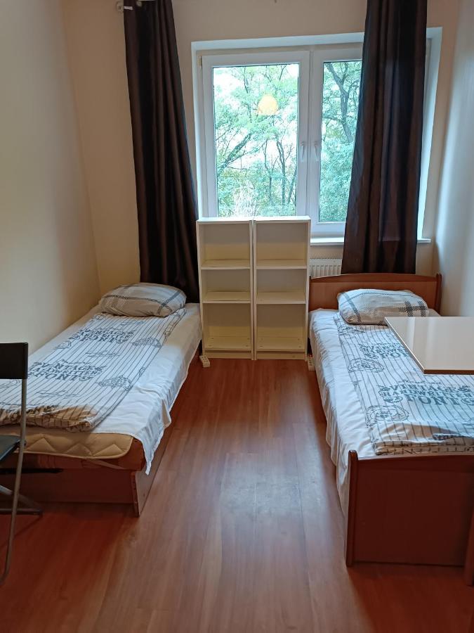 Hostel Sunrise Liwska Varsovie Extérieur photo